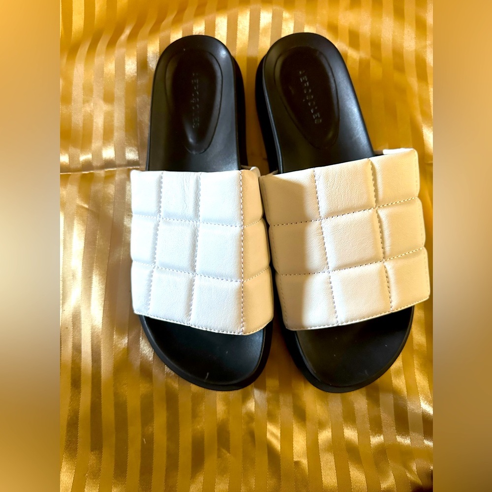 Aerosoles Women’s Sandals/Slides